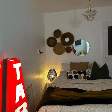 Сasa de vacaciones Charmante Maison Renovee A Ares